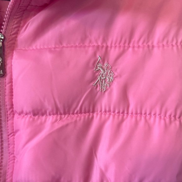 U.S. Polo Assn. Pink Puffer Vest - Picture 2 of 7